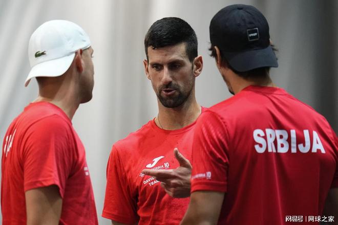 与媒体的广 与媒体的广